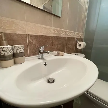 Elysium Apartment In Peyia Appartamento *